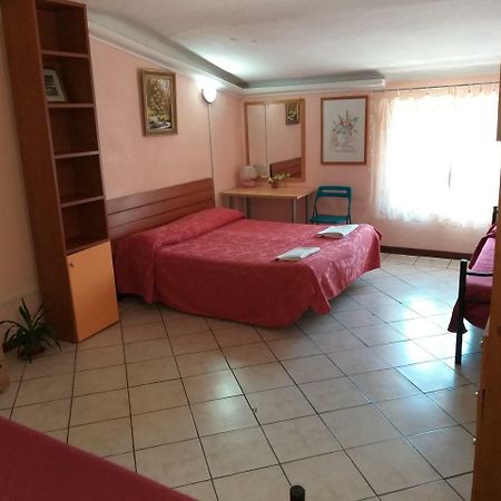 Roma Inn 2000 Екстер'єр фото